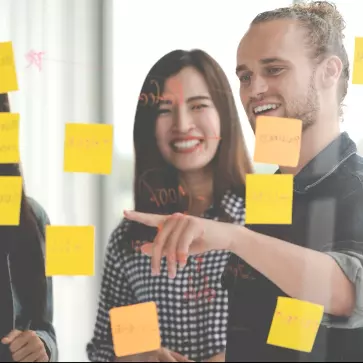 Veille stratégique et formation continue pour les professionnels